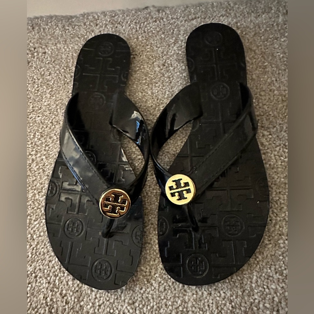 Black Tory Burch flip flops